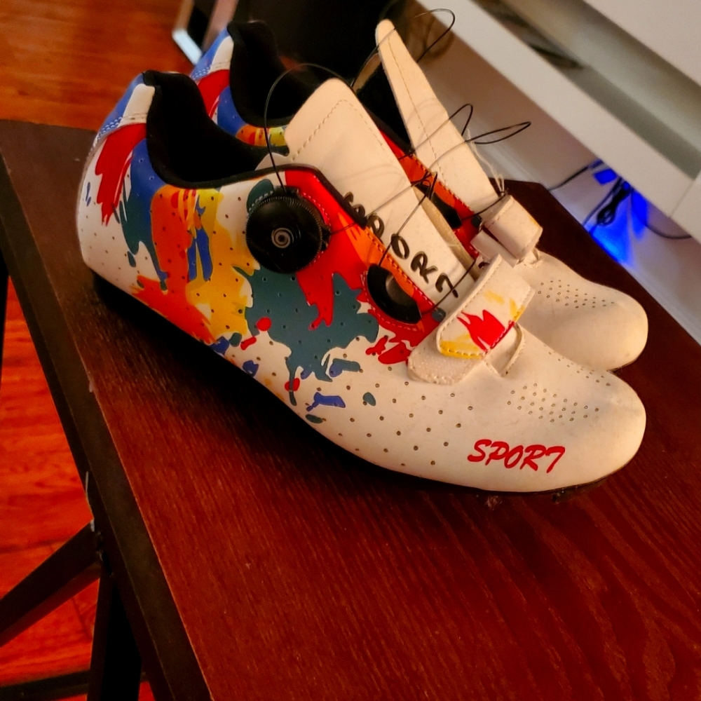 Women's Betoosen Cycling shoes with SPD clips, size 6